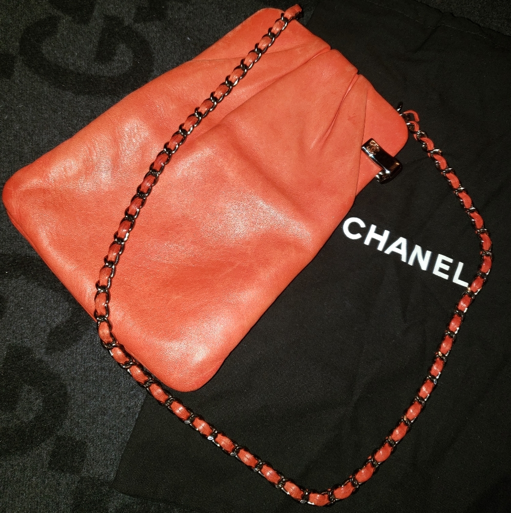 Chanel Vintage Lambskin 100% AUTHENTIC Orange bag